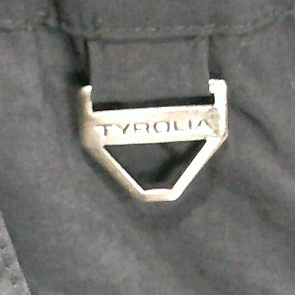 Vintage Tyrolia Skiwear Insulated Reversible Black Full Zip Jacket Size 6 - Picture 3 of 13